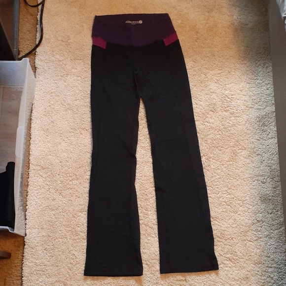 Old Navy Pants - Yoga Pants